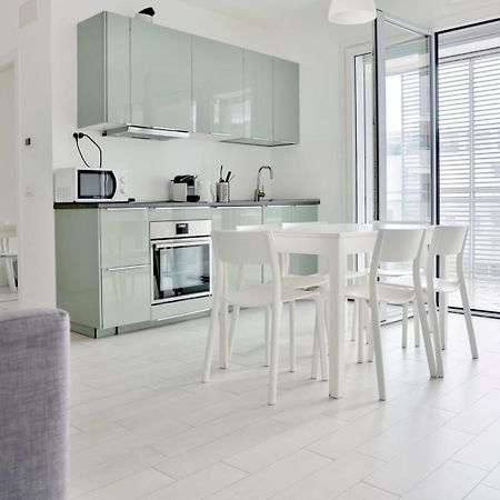 Luxury 3 Bedroom Apartment 100 Mq Next To Rho Fiera And San Siro ميلان المظهر الخارجي الصورة