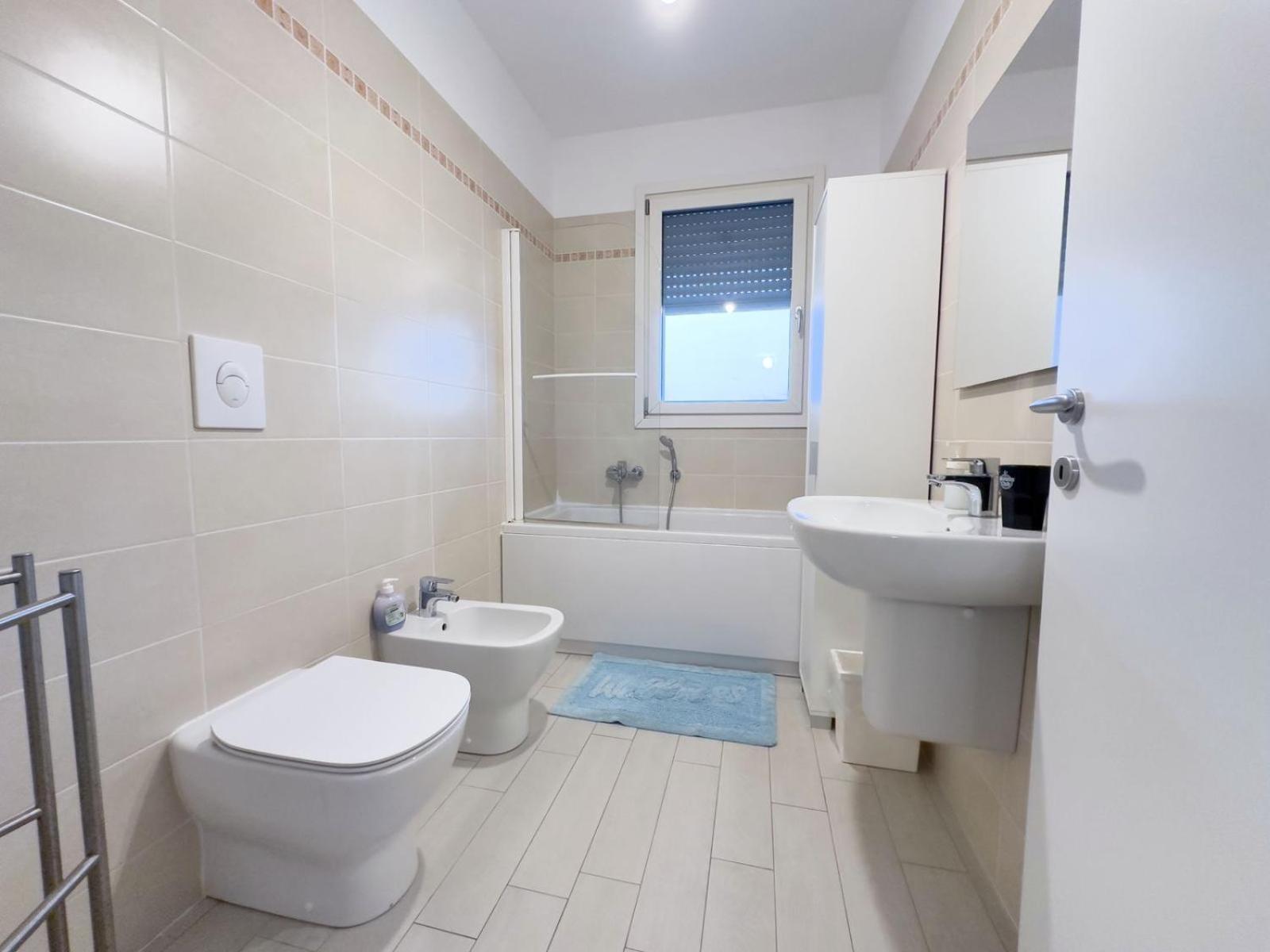 Luxury 3 Bedroom Apartment 100 Mq Next To Rho Fiera And San Siro ميلان المظهر الخارجي الصورة